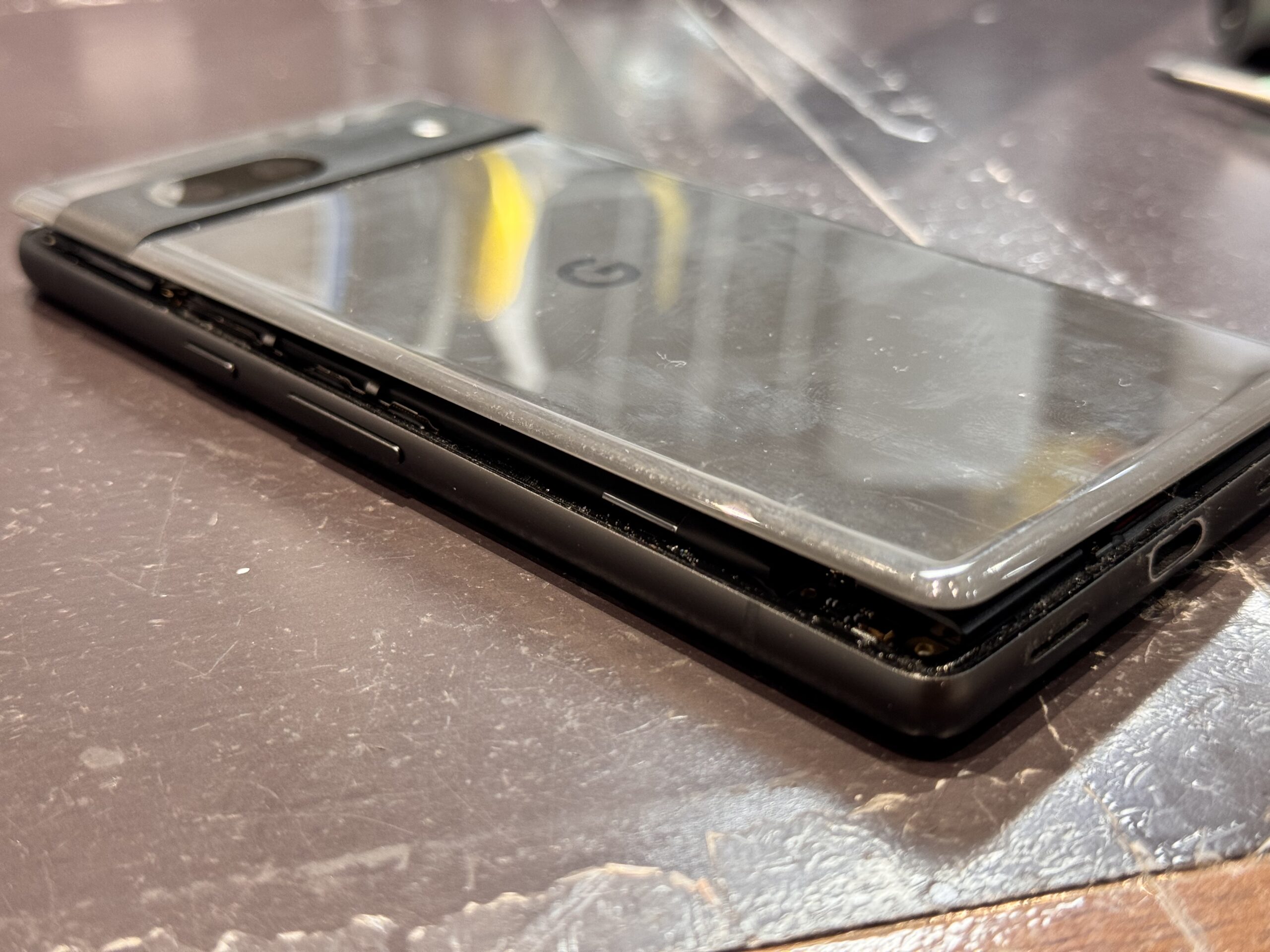 Google Pixel 7a バッテリー修理済 本体 スノー ケース付き バッテリー交換済み】Google Pixel 7a 本体 スノー SIMフリー